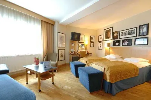 Thon Hotel Ålesund Hotels in Syvik