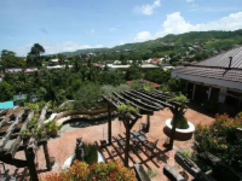 Crown Regency Residences - Cebu Hotels in Cebu City