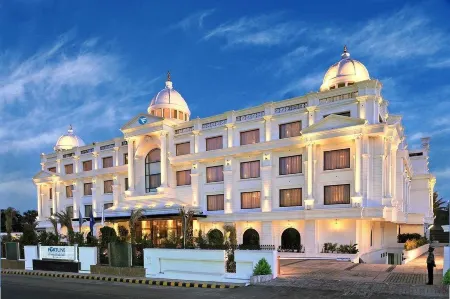 Fortune JP Palace, Mysore - Member ITC Hotels' Group Отели рядом с достопримечательностью «Чамунди Хилл»