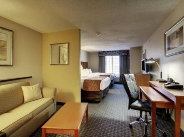 Comfort Suites Pratt