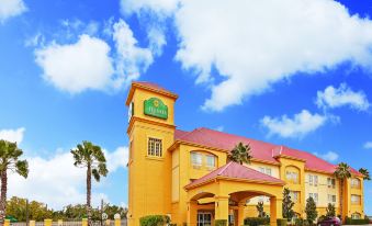 La Quinta Inn & Suites by Wyndham Corpus Christi Northwest