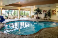 Comfort Suites Edinboro Hotels in Washington Township
