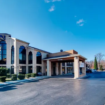 Quality Inn Salem - I-81 Отели в г. Сейлем