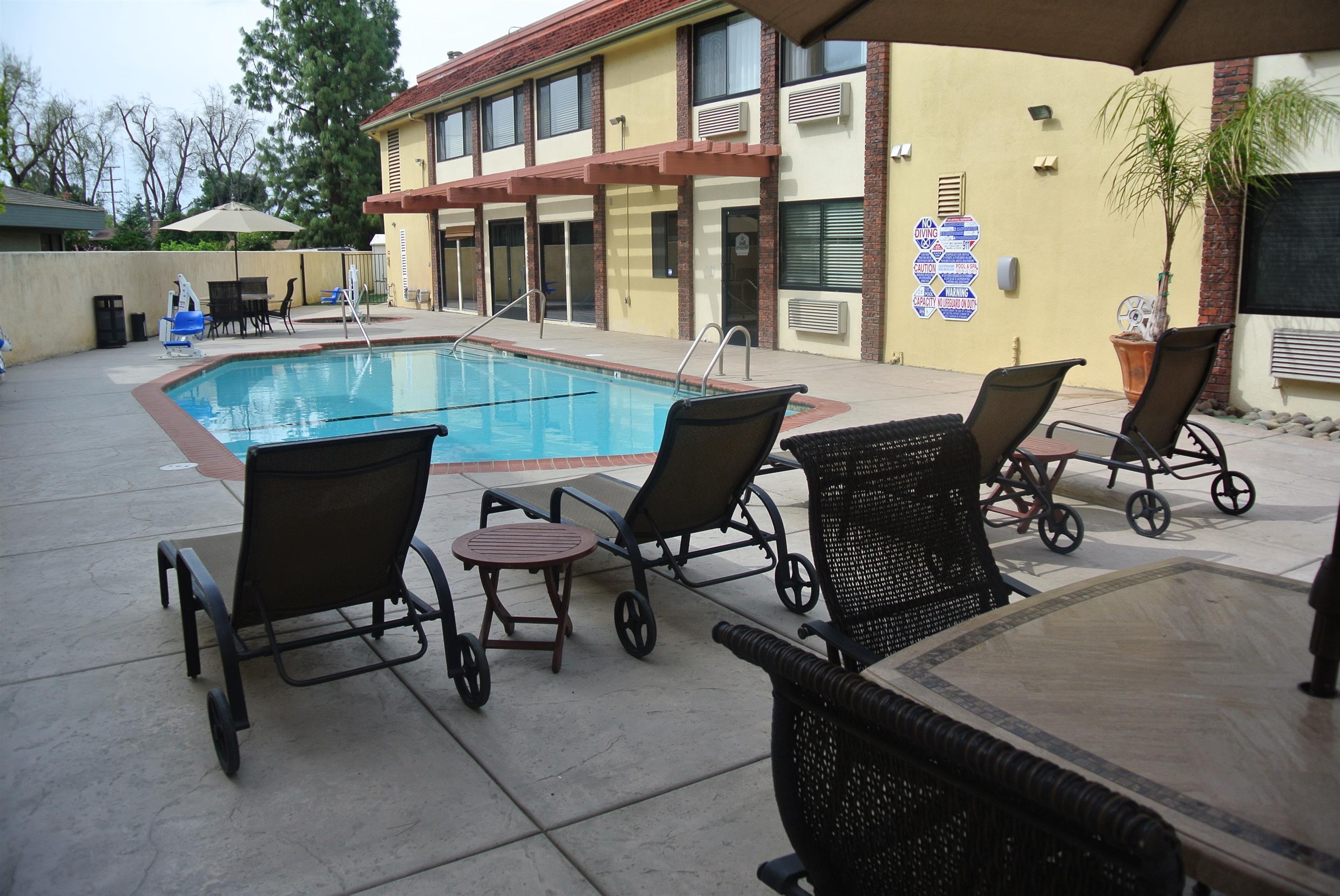 Best Western Town & Country Lodge