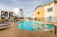 Siegel Select LV Strip-Convention Center