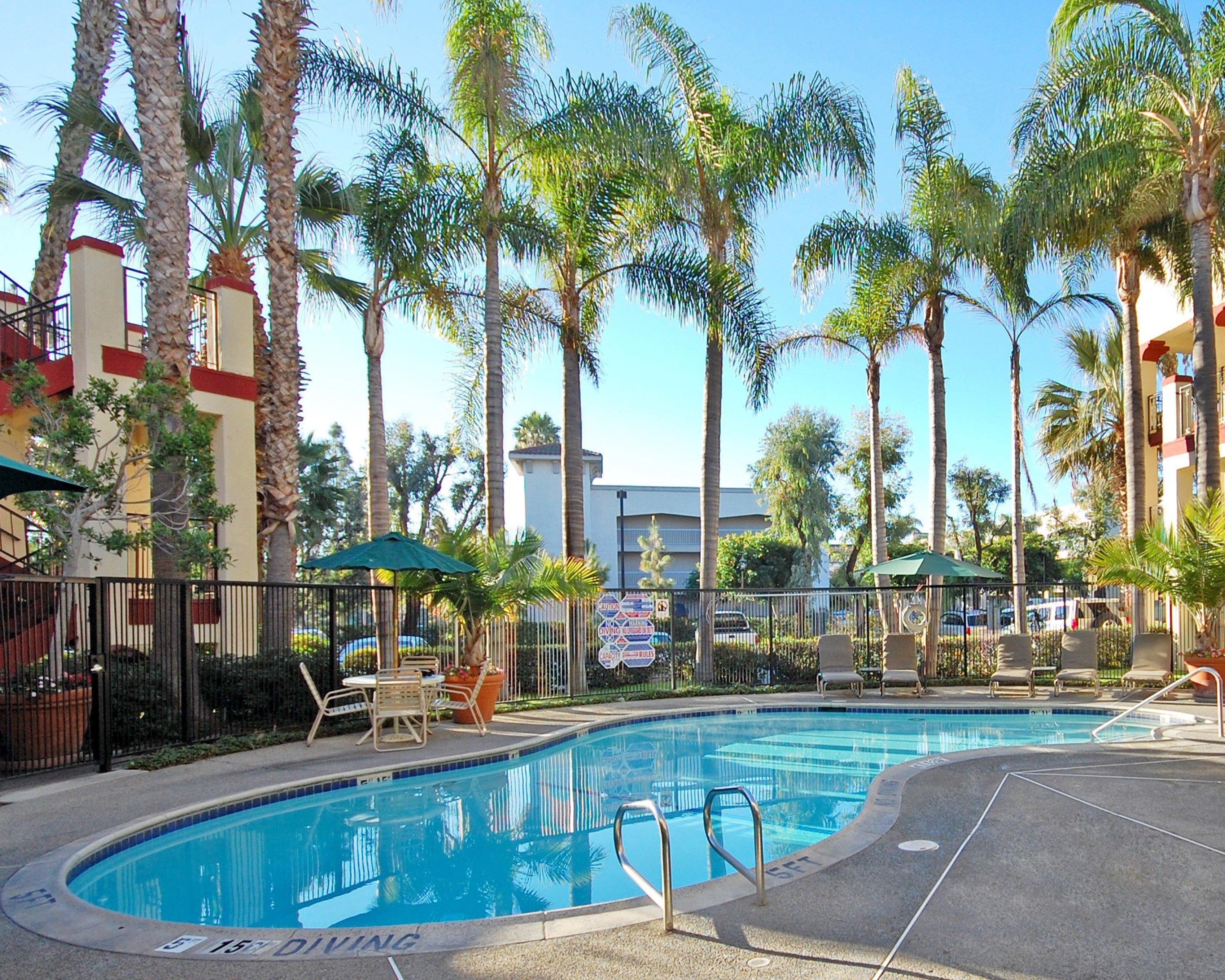 Comfort Inn & Suites Orange County John Wayne Airport