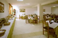 Santa Eufémia Covilhã Hotel Hotels in Ковильян