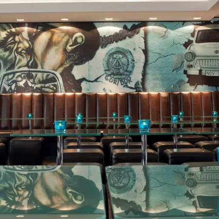 Motel One Berlin Mitte Отели рядом с достопримечательностью «Станция метро Moritzplatz»