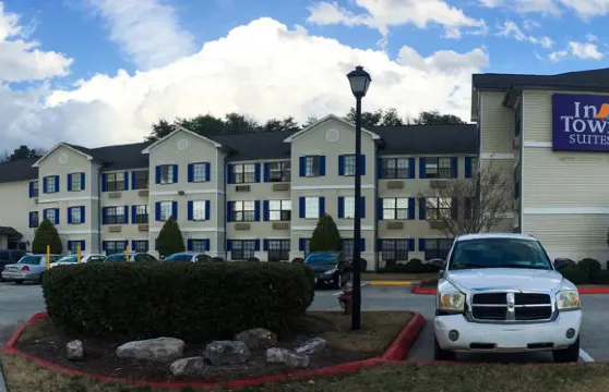 海波恩特城中套房長住酒店