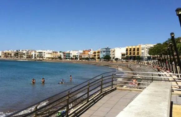 阿里納加普拉亞酒店