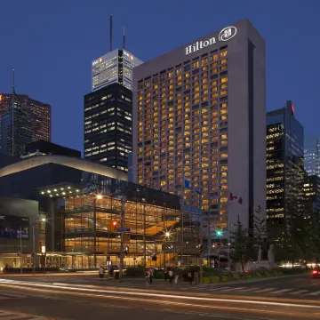 هيلتون تورونتو Hotels near مركز سوني للفنون المسرحية