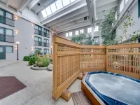 Heritage Inn Hotel & Convention Centre - Brooks - Pet friendly