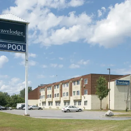 Travelodge by Wyndham Ottawa East
