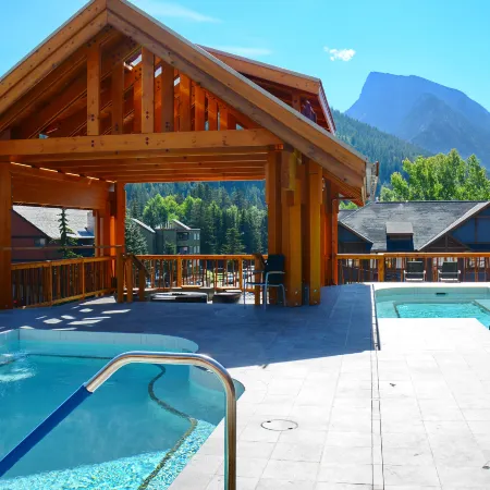 Moose Hotel and Suites