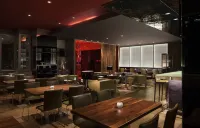 Hyatt Regency Vancouver - 5-Star