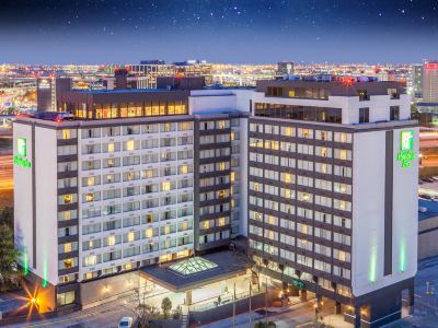 Holiday Inn Toronto International Airport by IHG