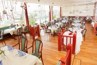 奧貝羅夫瓦格納運動飯店 - 早餐