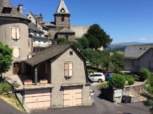 Villa de 6 Chambres Avec Piscine Privee Jardin Clos et Wifi a Mur de Barrez
