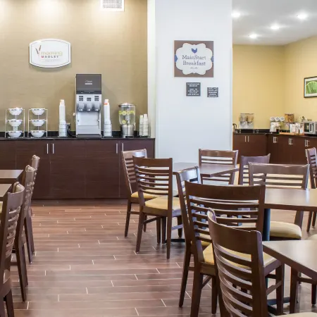 Sleep Inn & Suites Lincoln University Area