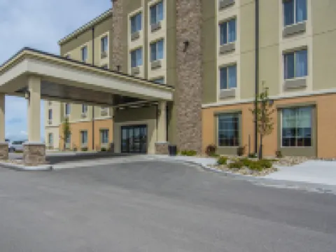 Comfort Suites Regina Hotels in Regina