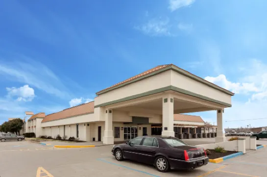 Quality Inn Hotels in Williams County