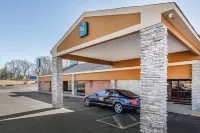 Quality Inn South Boston - Danville East Hotels in South Boston