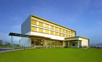 Ginger Gondia, Balaghat Road - Housity