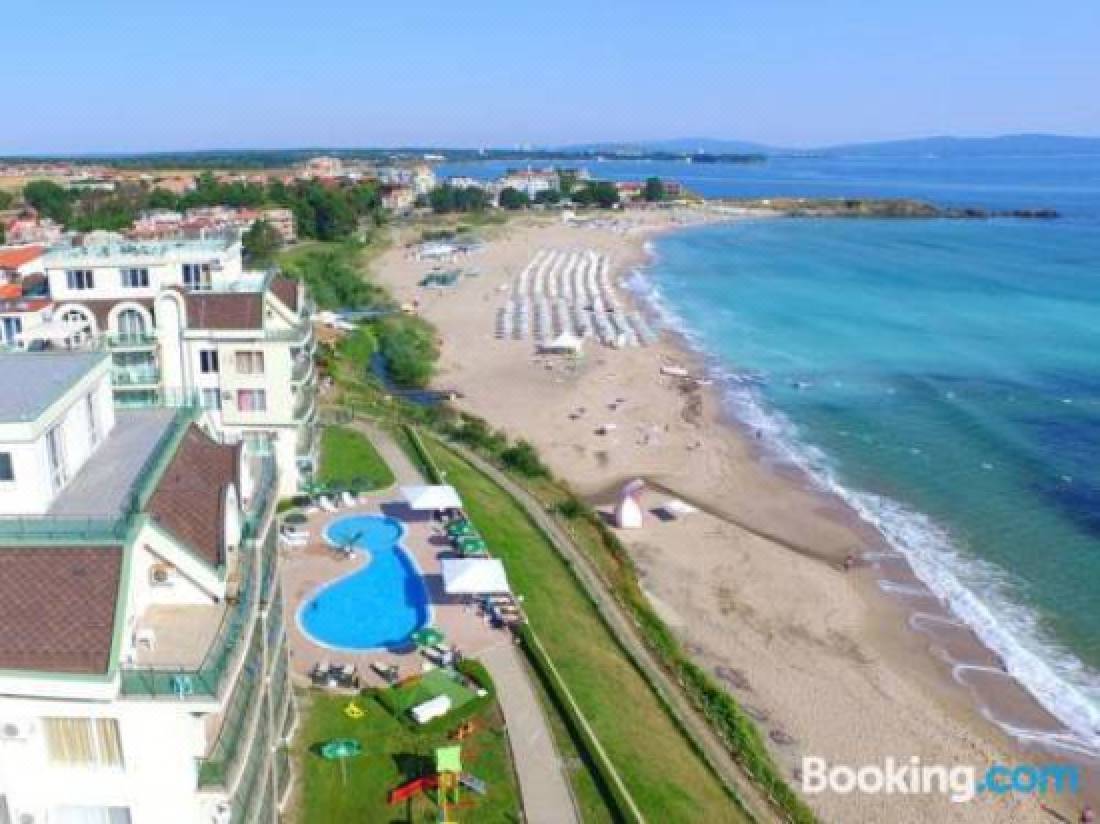 lozenec beach
