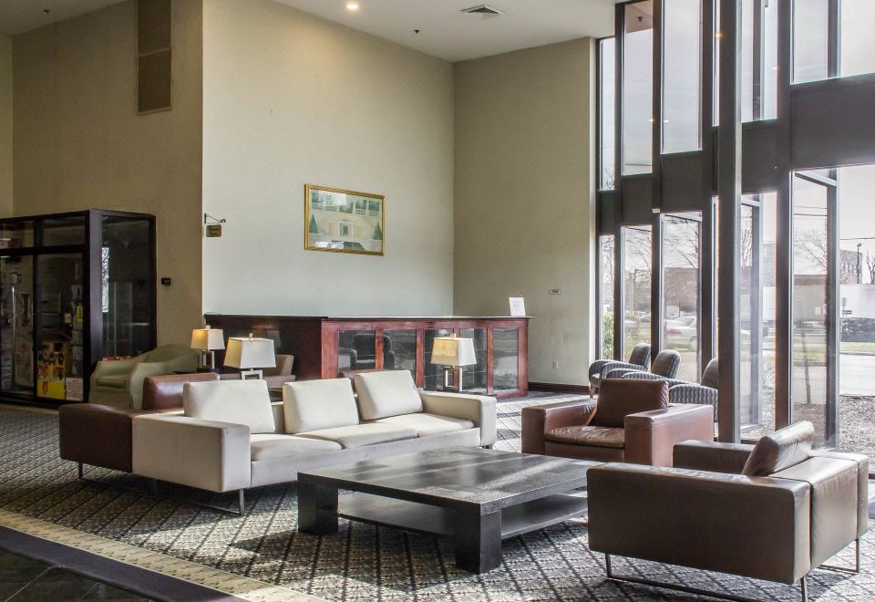 클라리온 호텔 앤드 컨퍼런스 센터