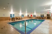 Clarion Hotel & Conference Center Sherwood Park - Pools