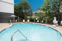 La Quinta Inn & Suites by Wyndham Kennesaw - Pools