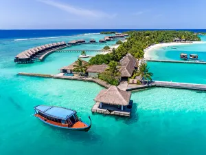 Sheraton Maldives Full Moon Resort & Spa