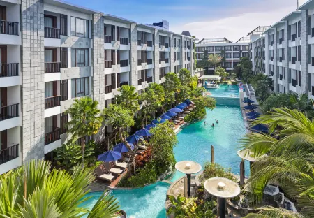 Courtyard by Marriott Bali Seminyak Resort Отели рядом с достопримечательностью «Бамбак Парк Виллас»