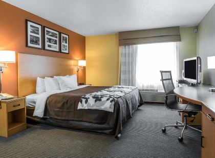 Sleep Inn & Suites Sheboygan I-43