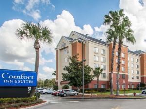 Comfort Inn & Suites Near Universal Orlando Resort-Convention Ctr