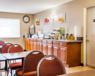 Quality Inn & Suites Vancouver North Hotel di Clark County