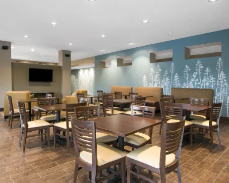 Sleep Inn & Suites Ames Near Isu Campus