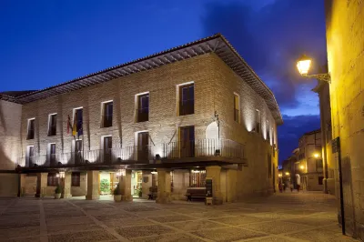 Parador de Santo Domingo de la Calzada Các khách sạn ở Granon