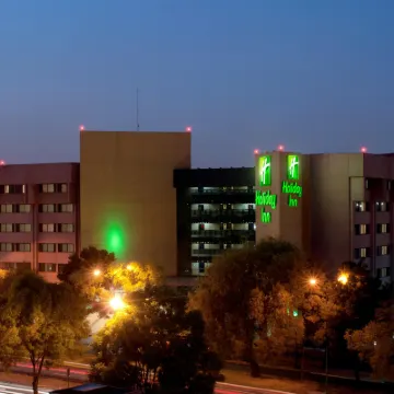 Holiday Inn MEXICO DALI AIRPORT by IHG Отели рядом с достопримечательностью «Аламида Централ»