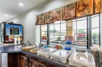 Econo Lodge Hotels in Madison County