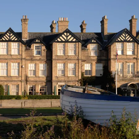 Wentworth Hotel