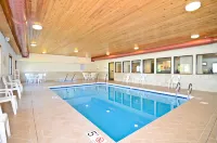 Super 8 by Wyndham Hayward WI Hotels in Hayward