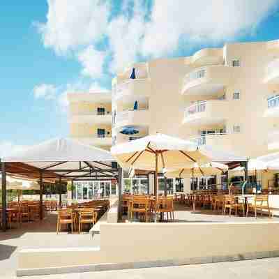 Sunwing Cala Bona Beach Hotel Exterior