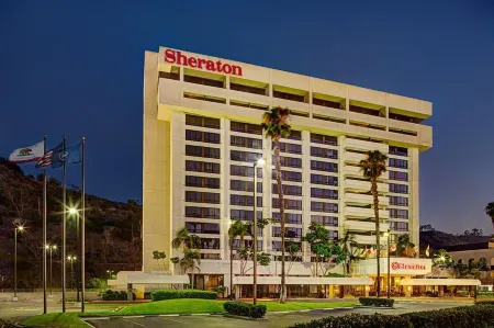 Sheraton Mission Valley San Diego Hotel Отели рядом с достопримечательностью «Департмент оф Электрикал энд Компьютер Инжиниринг»