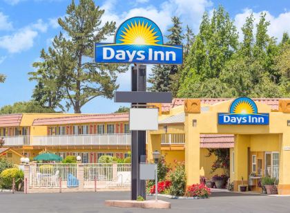 Days Inn by Wyndham King City