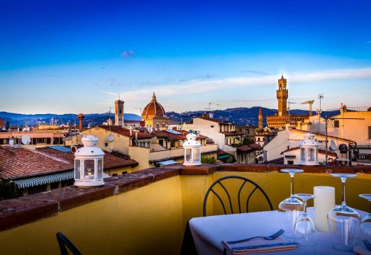 라 스칼레타 호텔의 옥상 레스토랑 파노라마 전망