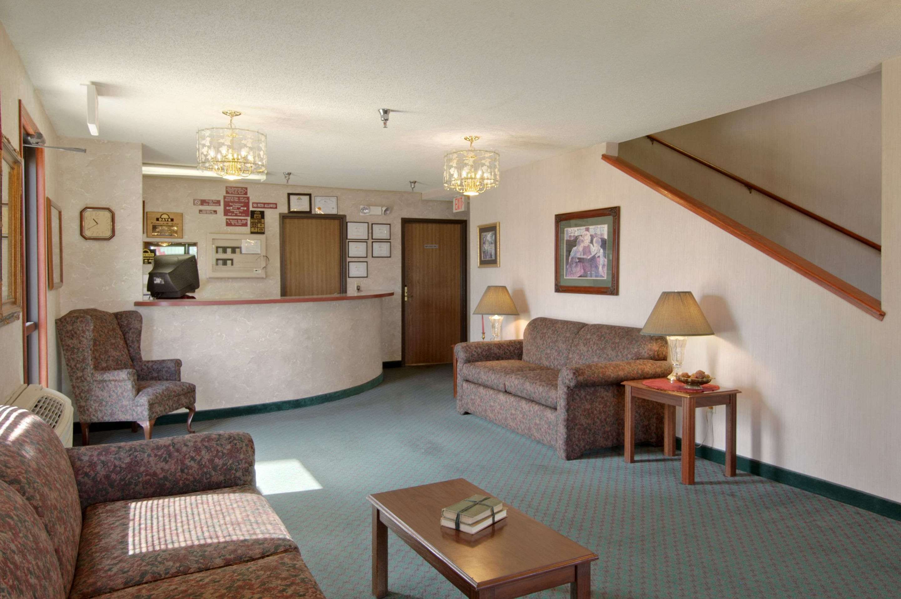 Days Inn by Wyndham Salina I-70