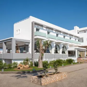 Gaia in Style - Adults Only