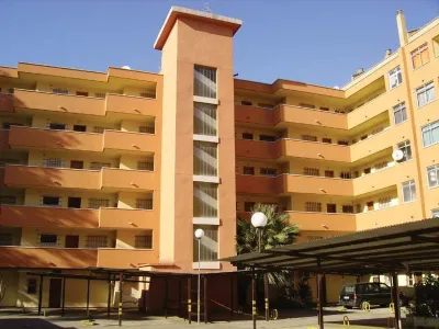 Apartamentos Iris Bahía Dorada