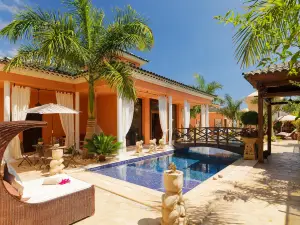 Royal Garden Villas, Luxury Hotel